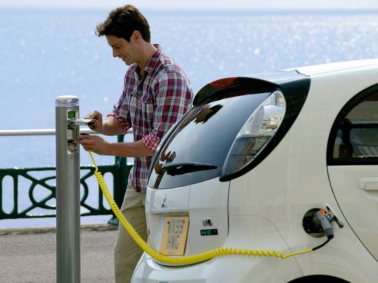 electric_vehicles.jpg electric_vehicles.jpg